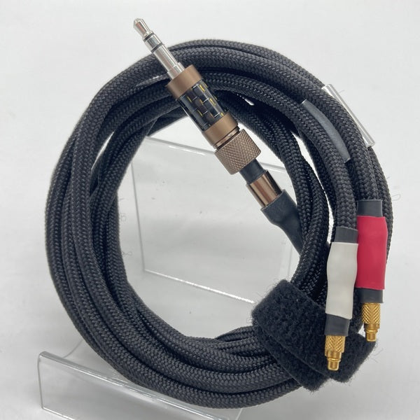 【中古】Avesケーブル (2.5mm 3.5mm 4.4mm組換プラグ付属)【秋葉原】