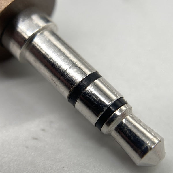 【中古】Avesケーブル (2.5mm 3.5mm 4.4mm組換プラグ付属)【秋葉原】