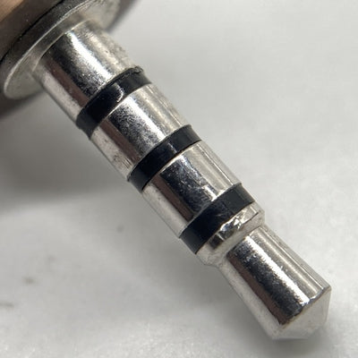 【中古】Avesケーブル (2.5mm 3.5mm 4.4mm組換プラグ付属)【秋葉原】