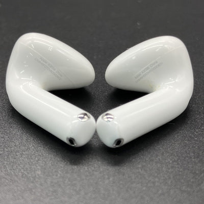 【中古】AirPods 4 MXP93J/A（アクティブノイズキャンセリング搭載）【秋葉原】