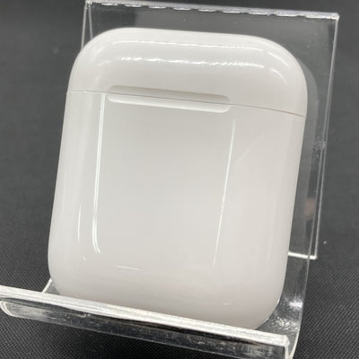 【中古】AirPods with Charging Case MV7N2J/A【秋葉原】