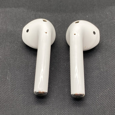 【中古】AirPods with Charging Case MV7N2J/A【仙台】