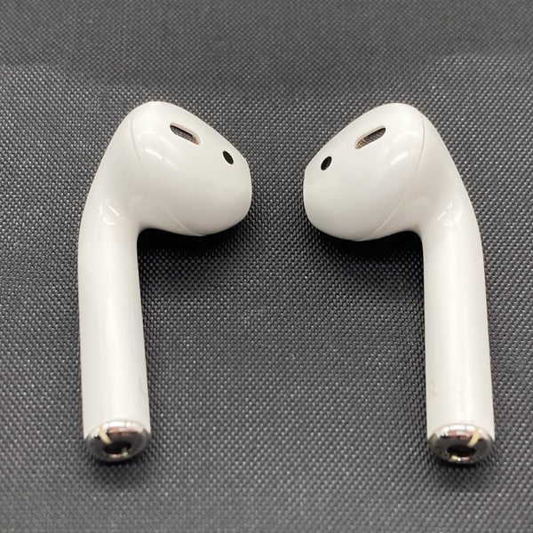 【中古】AirPods with Charging Case MV7N2J/A【仙台】