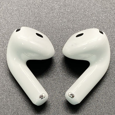 【中古】AirPods 4 MXP93J/A（アクティブノイズキャンセリング搭載）【秋葉原】