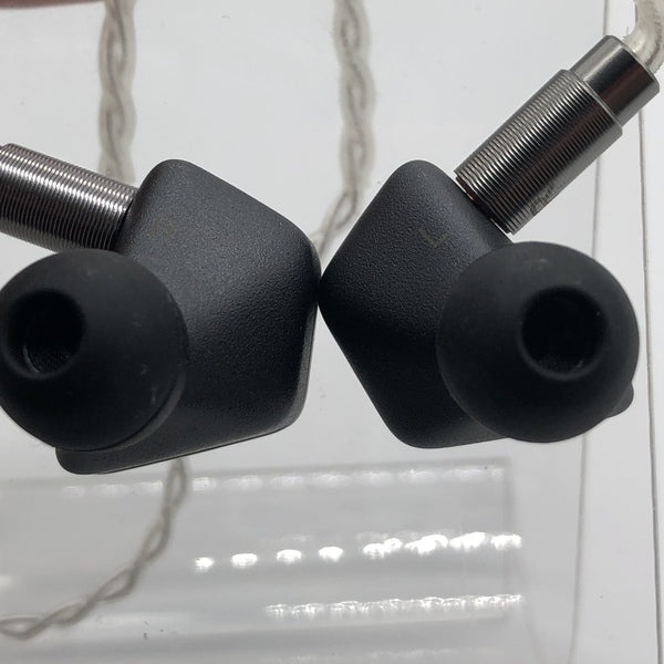 【中古】AK ZERO1 Special Package 【IRV-AK-ZERO1-SP】【日本橋】