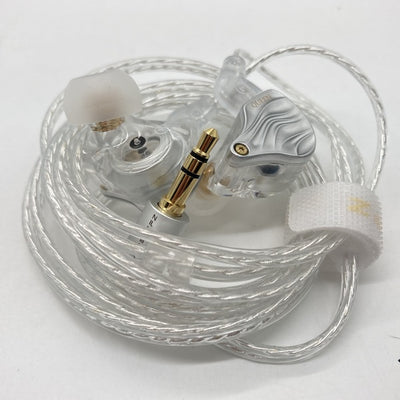 【中古】QUEEN 2023【秋葉原】