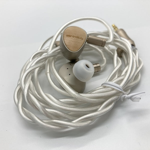 【中古】Que【日本橋】