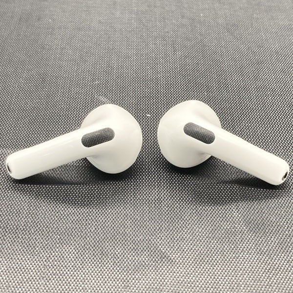【中古】AirPods 4 MXP93J/A（アクティブノイズキャンセリング搭載）【秋葉原】