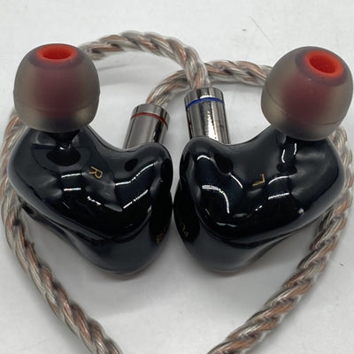 【中古】PERFORMER 8【秋葉原】