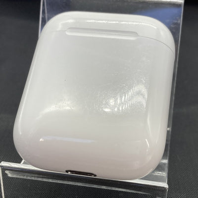 【中古】AirPods with Charging Case MV7N2J/A【日本橋】