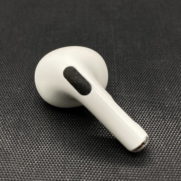 【中古】AirPods Pro （R側）【秋葉原】
