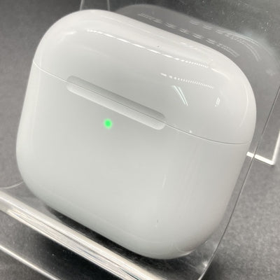 【中古】AirPods 4 MXP93J/A（アクティブノイズキャンセリング搭載）【秋葉原】