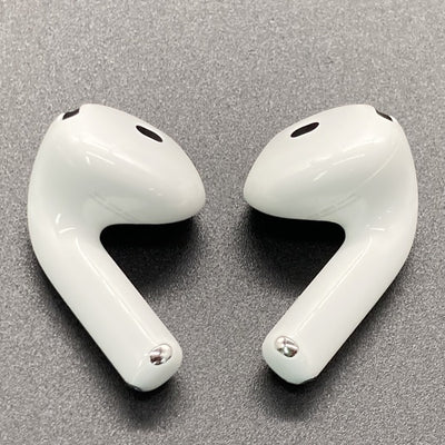 【中古】AirPods 4 MXP93J/A（アクティブノイズキャンセリング搭載）【秋葉原】