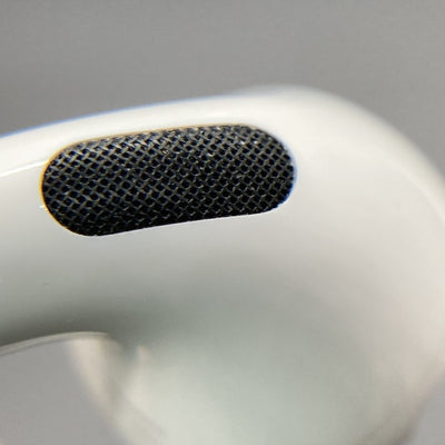 【中古】AirPods 4 MXP93J/A（アクティブノイズキャンセリング搭載）【秋葉原】