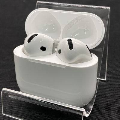 【中古】AirPods 4 MXP93J/A（アクティブノイズキャンセリング搭載）【秋葉原】
