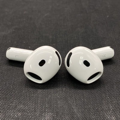 【中古】AirPods 4 MXP93J/A（アクティブノイズキャンセリング搭載）【秋葉原】