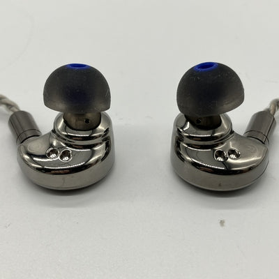 【中古】HAYABUSA ULTRA チタニウムグレイ【秋葉原】