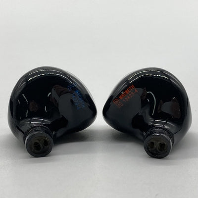 【中古】MACBETH 【UNM-3140】（ケーブル欠品）(ジャンク品・返品不可)【日本橋】