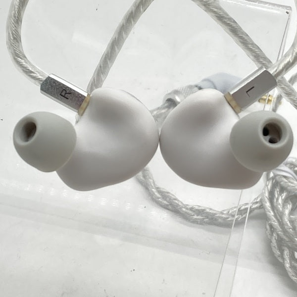 【中古】Cadenza 4【日本橋】