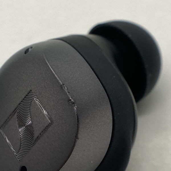 【中古】MOMENTUM True Wireless 4 ブラックグラファイト 【MTW4 Black Graphite】【日本橋】