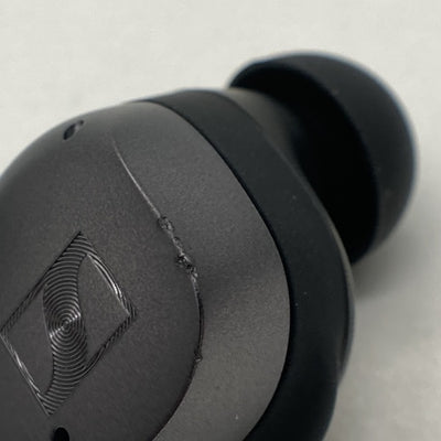 【中古】MOMENTUM True Wireless 4 ブラックグラファイト 【MTW4 Black Graphite】【日本橋】