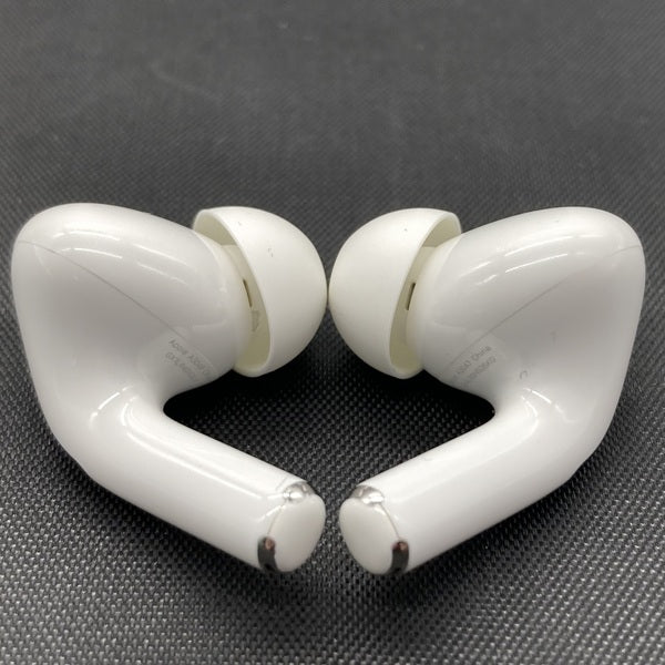 【中古】MagSafe充電ケース(USB-C)付きAirPods Pro(第2世代) MTJV3JA【秋葉原】