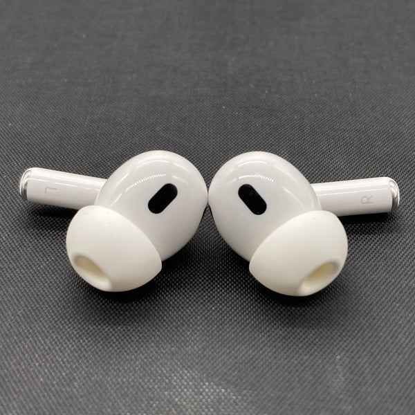 【中古】MagSafe充電ケース(USB-C)付きAirPods Pro(第2世代) MTJV3JA【秋葉原】