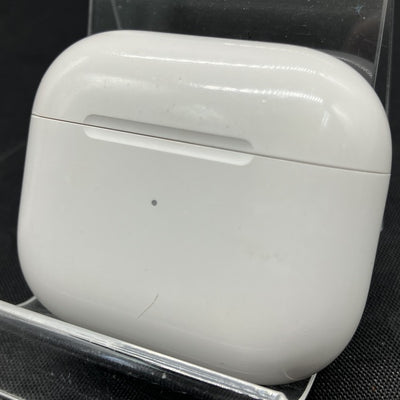 【中古】AirPods 充電ケース (第3世代)【日本橋】
