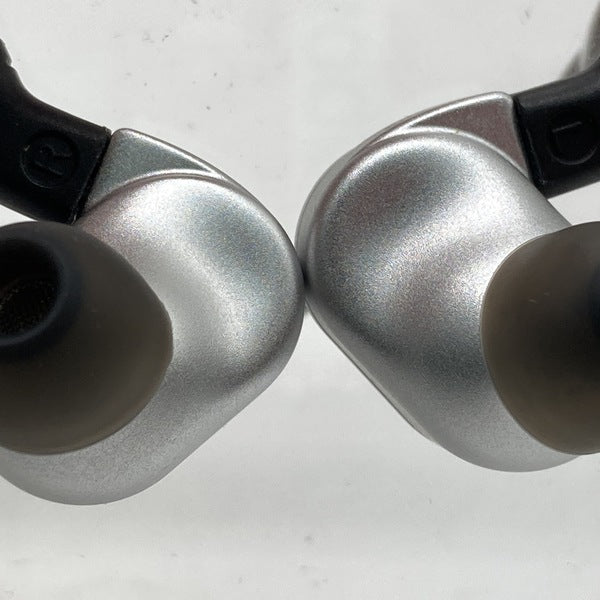 【中古】S08 Silver【秋葉原】