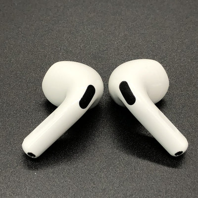 【中古】AirPods 4 MXP93J/A（アクティブノイズキャンセリング搭載）【秋葉原】