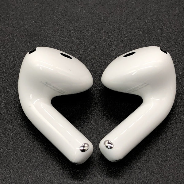 【中古】AirPods 4 MXP93J/A（アクティブノイズキャンセリング搭載）【秋葉原】