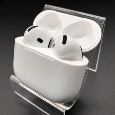 【中古】AirPods 4 MXP93J/A（アクティブノイズキャンセリング搭載）【秋葉原】
