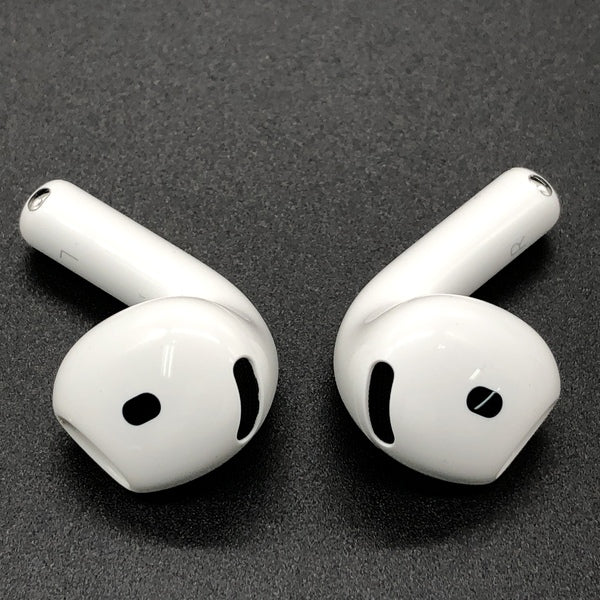 【中古】AirPods 4 MXP93J/A（アクティブノイズキャンセリング搭載）【秋葉原】