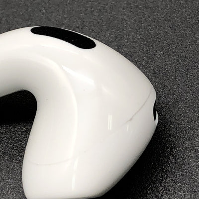 【中古】AirPods 4 MXP93J/A（アクティブノイズキャンセリング搭載）【秋葉原】