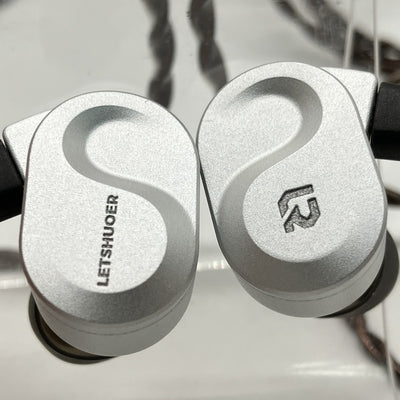 【中古】S08 Silver【秋葉原】