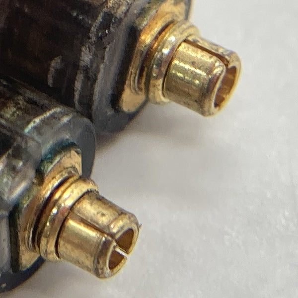 WAGNUS. 【中古】Ruby Crystal Lily 2.5mm 4極 MMCX type【秋葉原