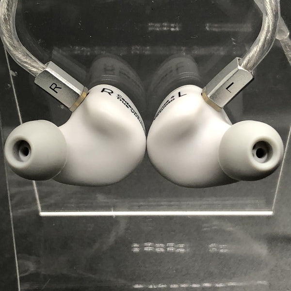【中古】Cadenza 4【秋葉原】