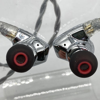【中古】TITAN S2【日本橋】