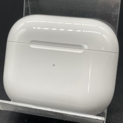 【中古】AirPods Lightning 充電ケース (第3世代)【日本橋】