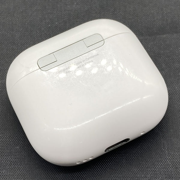 【中古】AirPods 4 MXP93J/A（アクティブノイズキャンセリング搭載）【秋葉原】