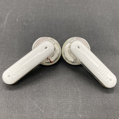 【中古】TUNE FLEX ホワイト【JBLTFLEXGWHT】【日本橋】