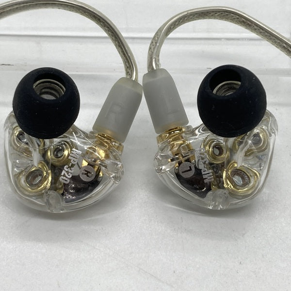 MACKIE MP-320 超美品 イヤピ、ケース未使用、大迫力、美音 MACKIE MP-320 超美品 イヤピ、ケース未使用、大迫力、美音