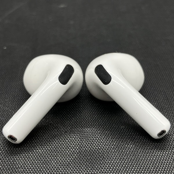 【中古】AirPods 4 MXP93J/A（アクティブノイズキャンセリング搭載）【日本橋】