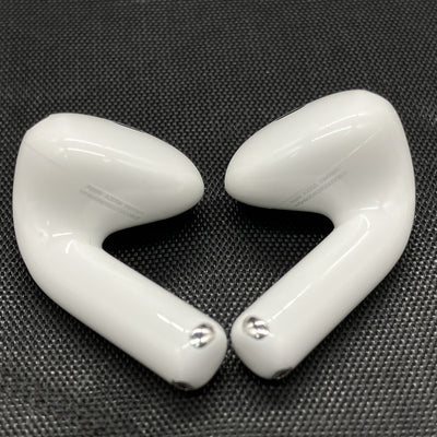 【中古】AirPods 4 MXP93J/A（アクティブノイズキャンセリング搭載）【日本橋】