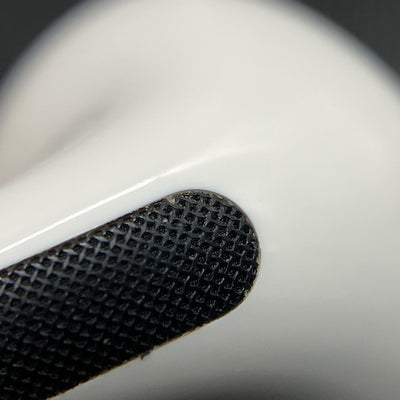 【中古】AirPods 4 MXP93J/A（アクティブノイズキャンセリング搭載）【日本橋】