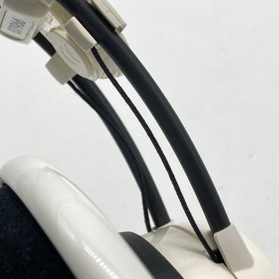 【中古】Q701 WHT(ホワイト)【秋葉原】