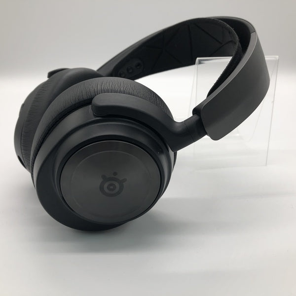 【中古】Arctis Nova Pro 【61527J】【秋葉原】
