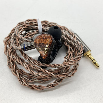 【中古】PERFORMER 8【日本橋】