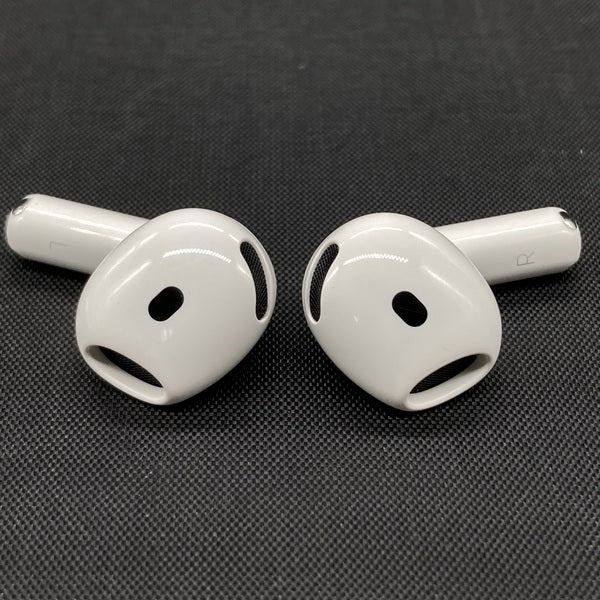 【中古】AirPods 4 MXP63J/A【秋葉原】