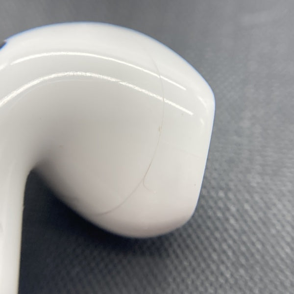 【中古】AirPods 4 MXP93J/A（アクティブノイズキャンセリング搭載）【名古屋】